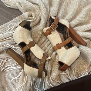 Beautiful "Roberto Cavalli" heels size 37 euro size.